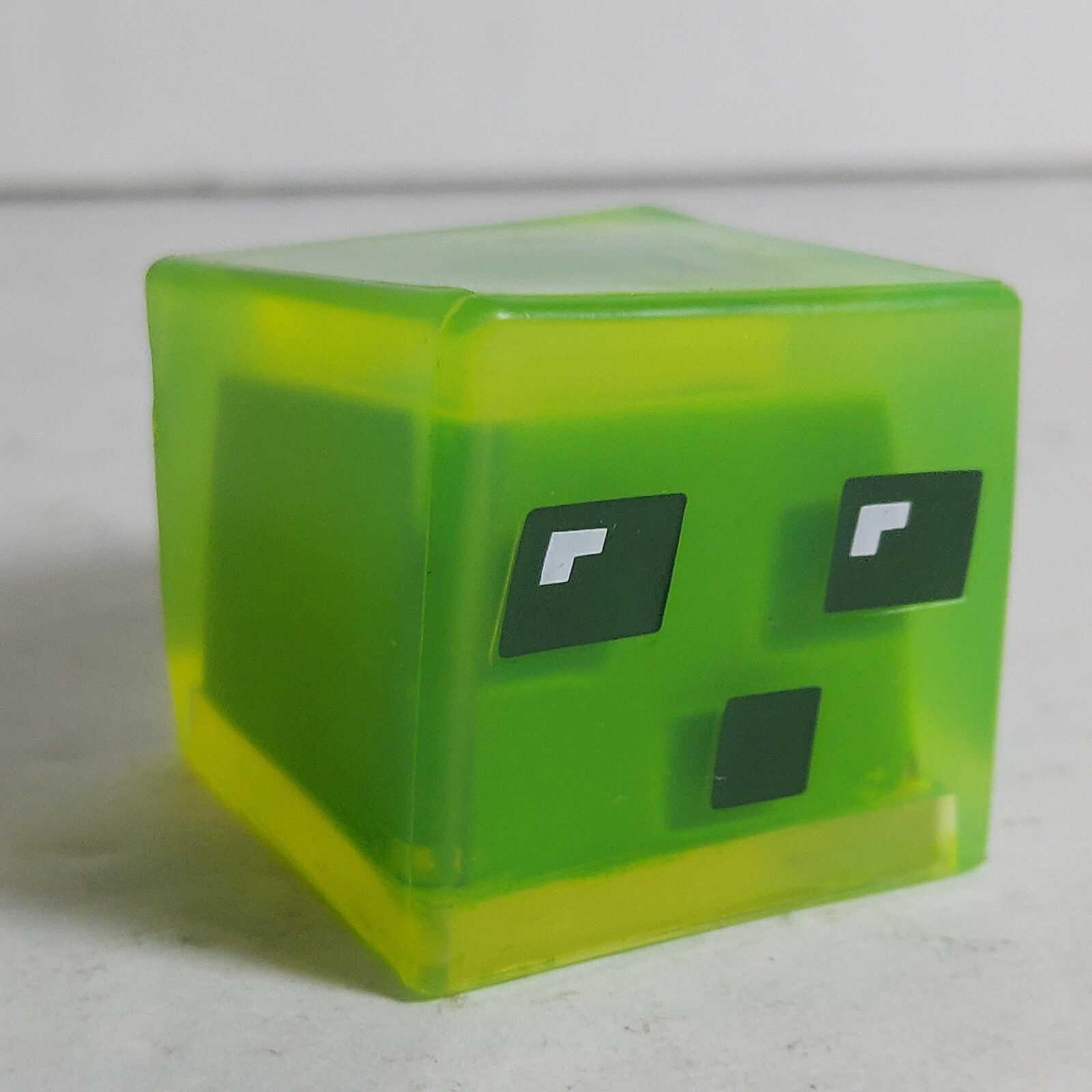 Minecraft Mini-Figures Netherrack Series #3 1&Prime; Slime Cube Figure Mojang