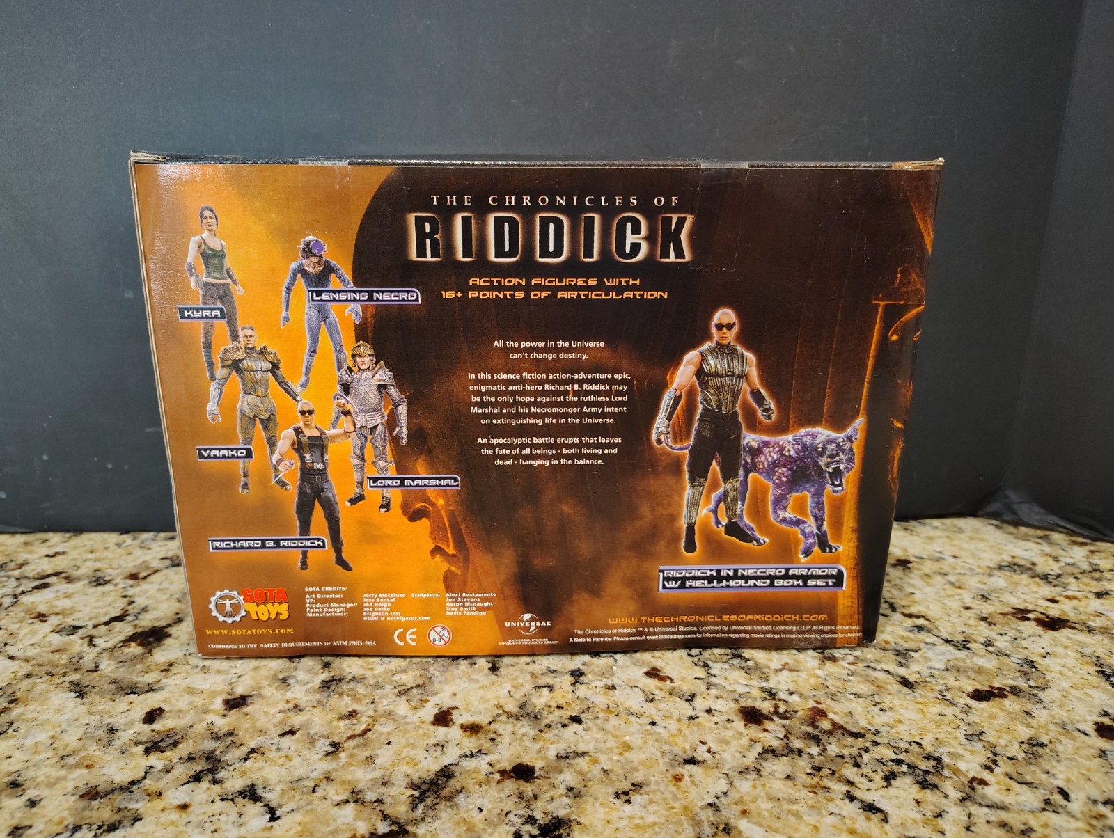 Riddick in Necro Armor w Hellhound SDCC SOTA TOYS Chronicles or Riddick MIB NEW