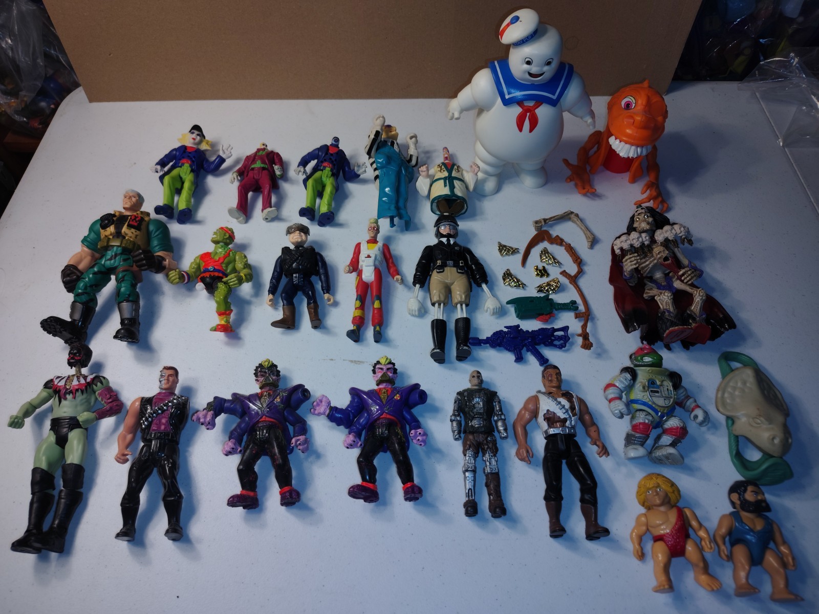 Vintage Beetlejuice Action Figure Lot Terminator Ghostbusters Skeleton Warriors