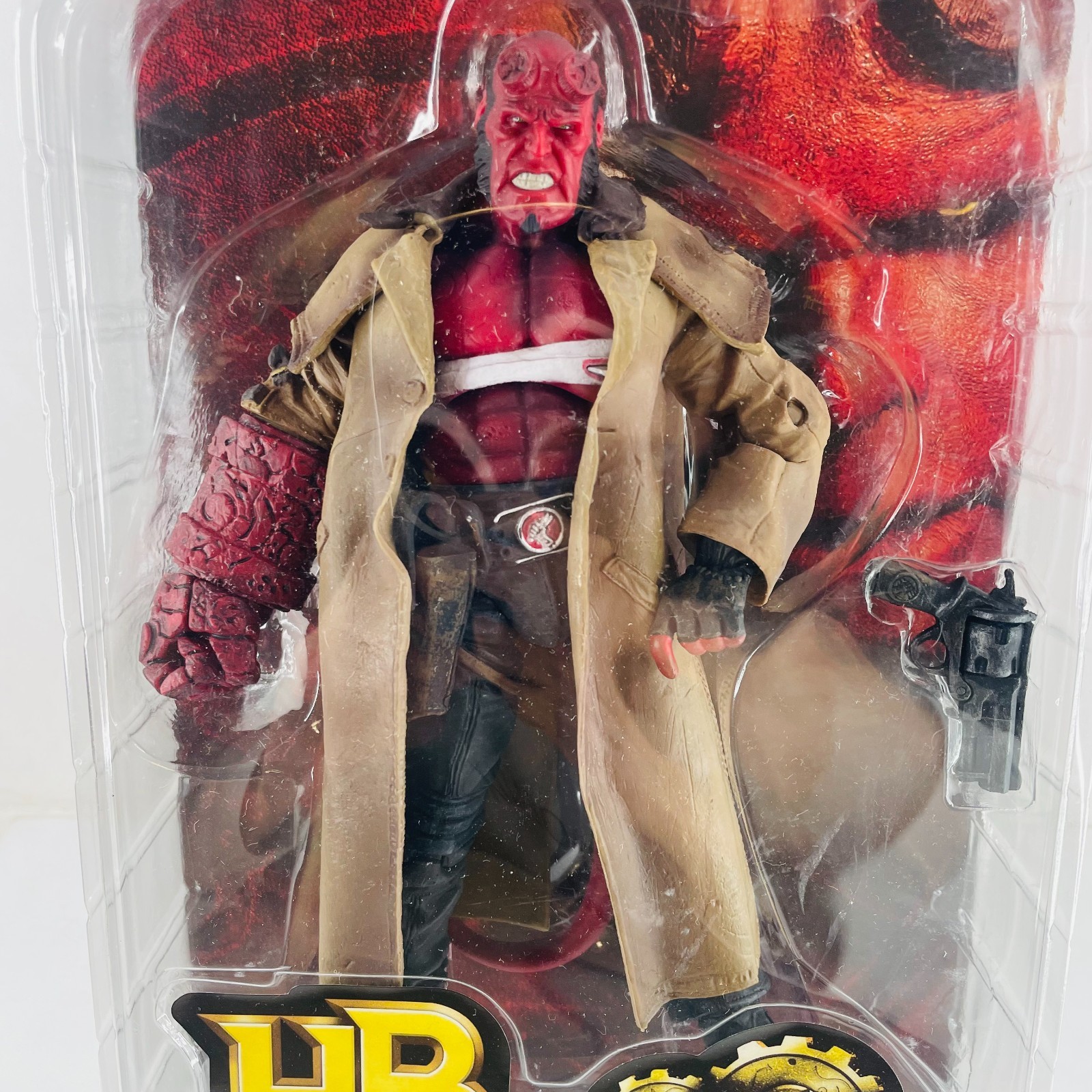 Wounded Hellboy Series II 7&Prime; Action Figure 1/12 Doll w/Samaritan & Handgun