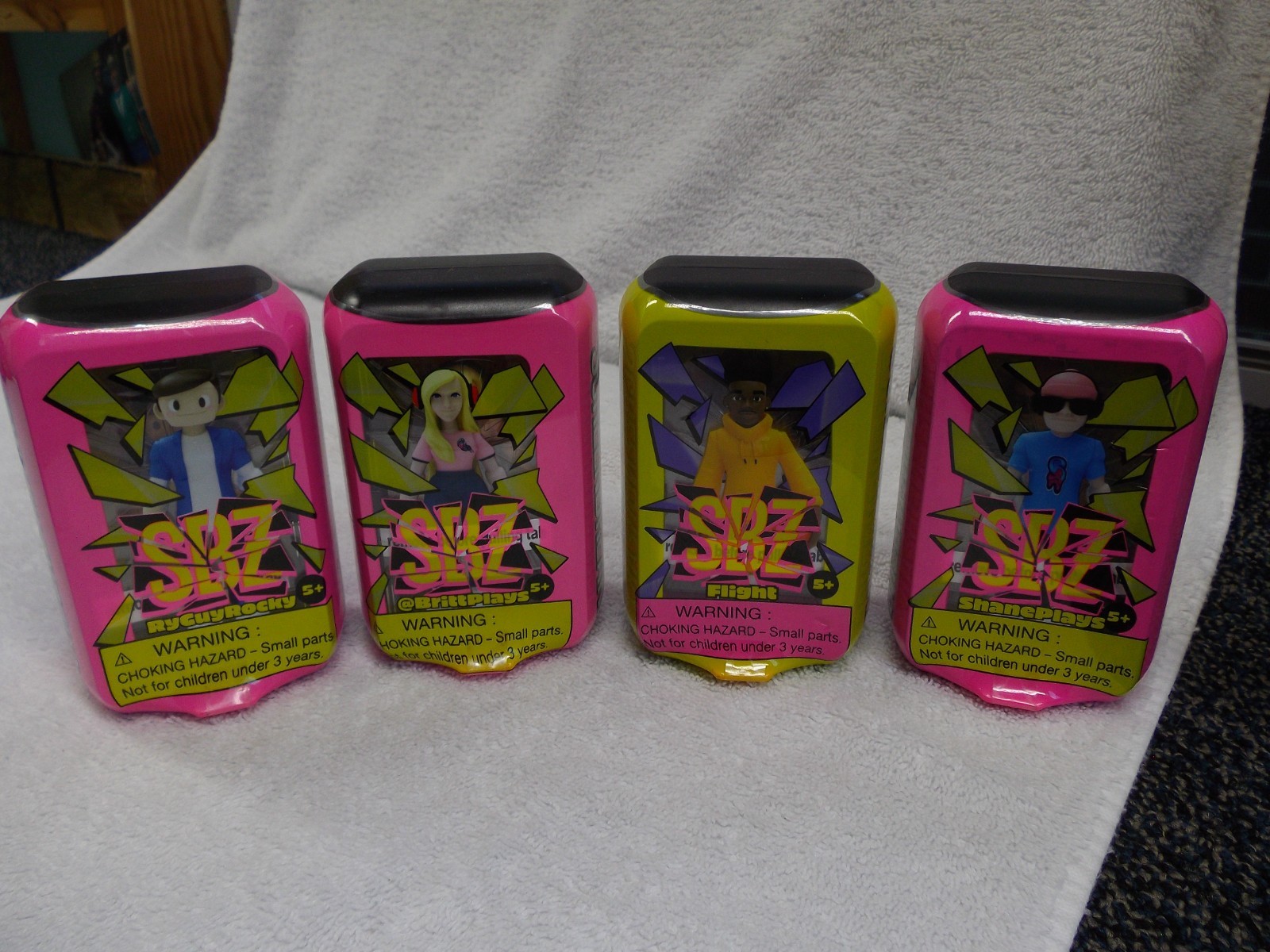 SBZ ScreenBreakZ Lot of 4 Brittplays RyGuyRocky Shaneplays Fight Breakout Figure