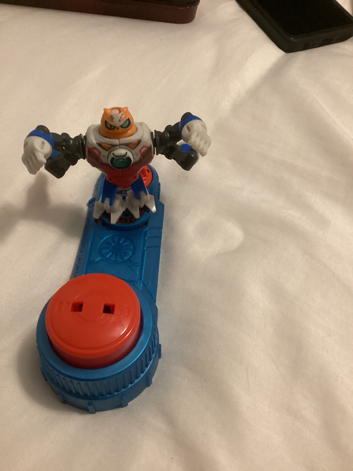 akedo warriors mega cat boom. Including controller