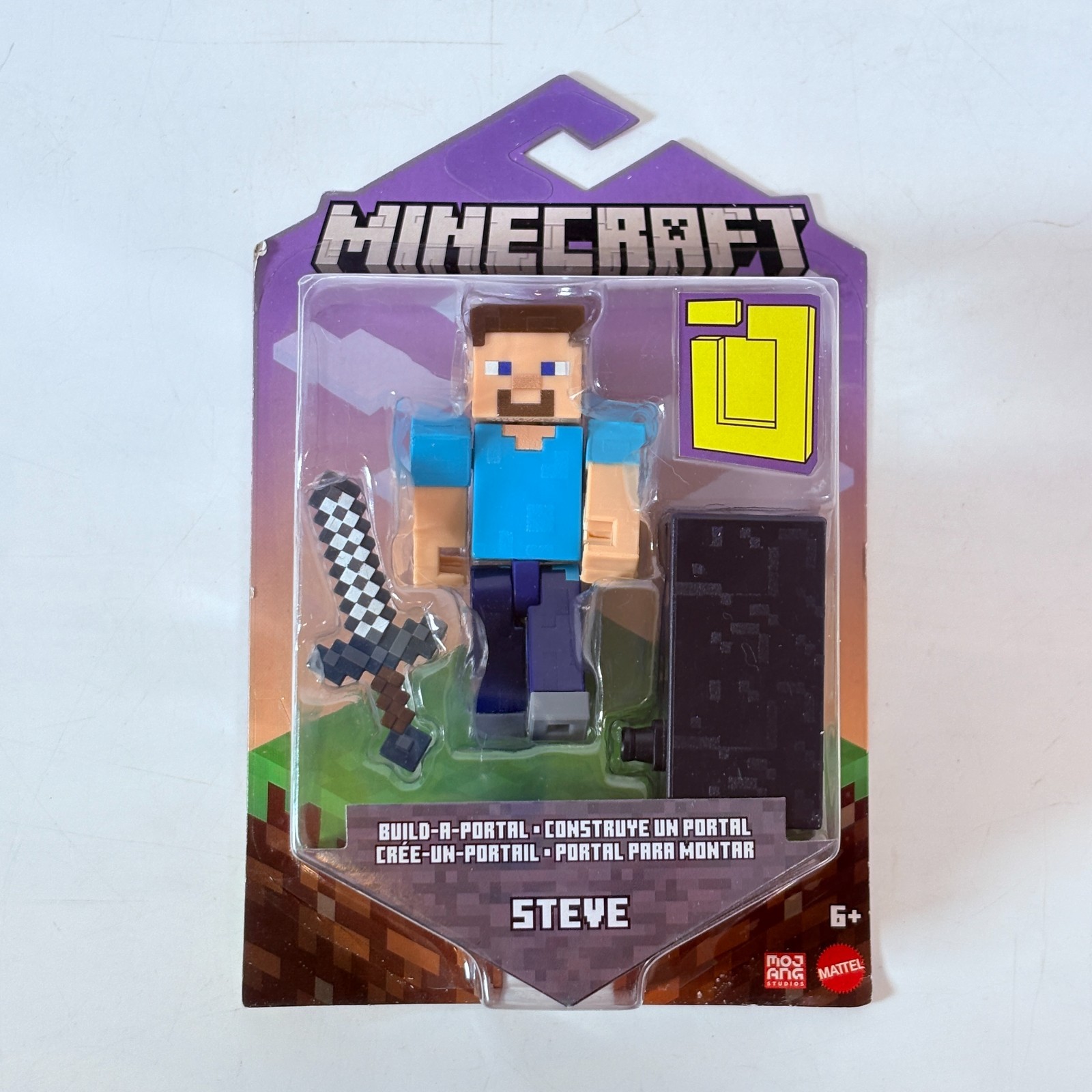 Minecraft Build-A-Portal Steve 3.25&Prime; Figure with Stone Sword New in Package