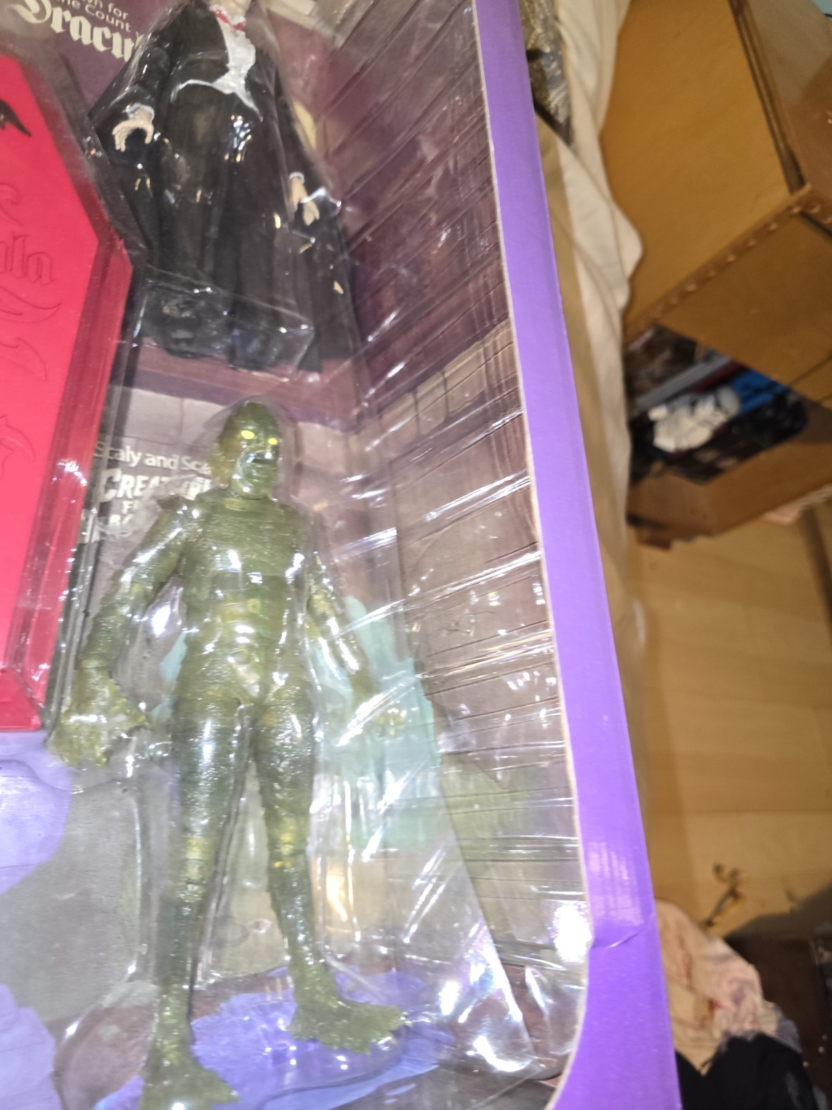 NECA – Universal Monsters – Crypt Club – 7&Prime; Action Figure 4 Pack Burger King