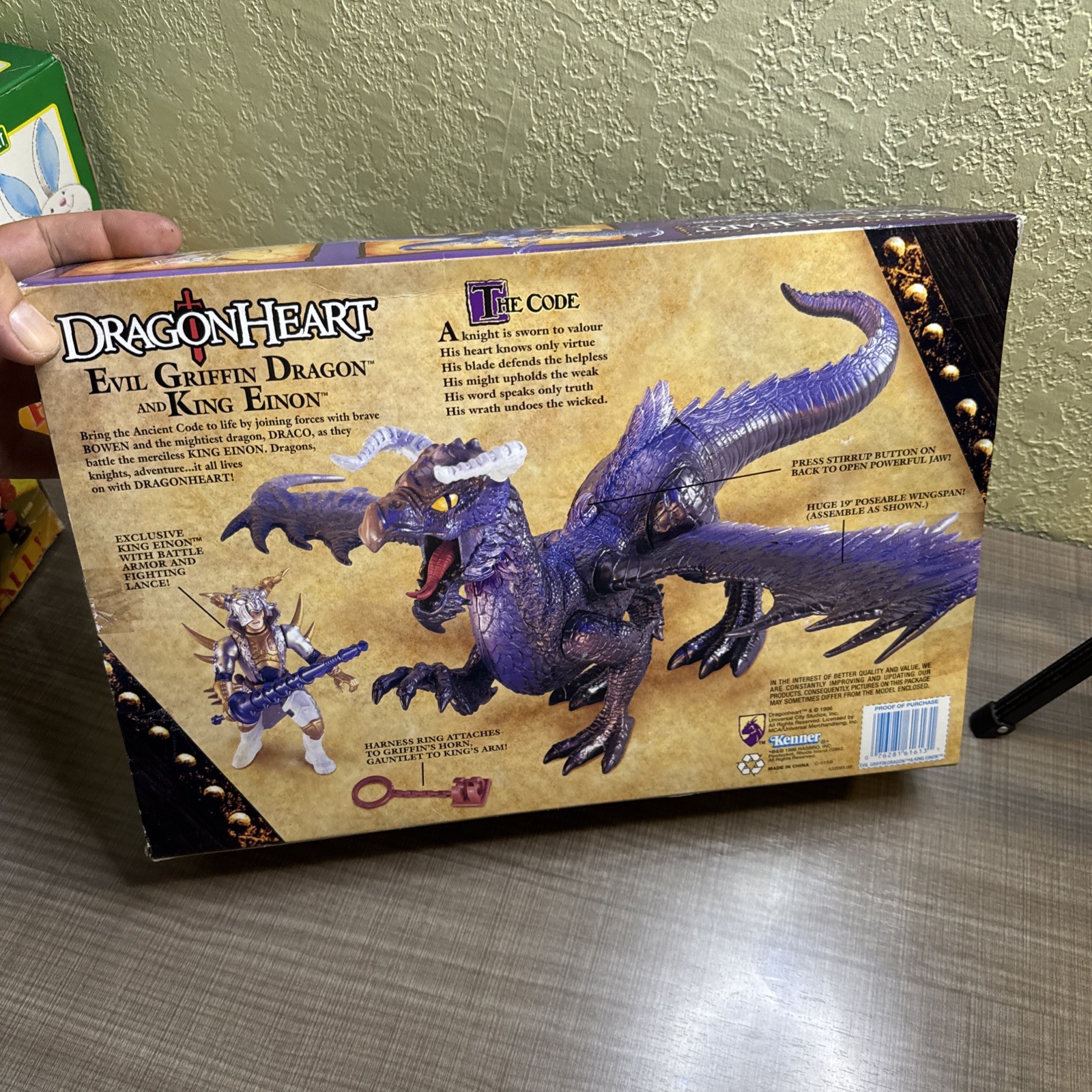 Evil Griffin Dragon with King Einon (Vintage Dragon Heart, Kenner) SEALED