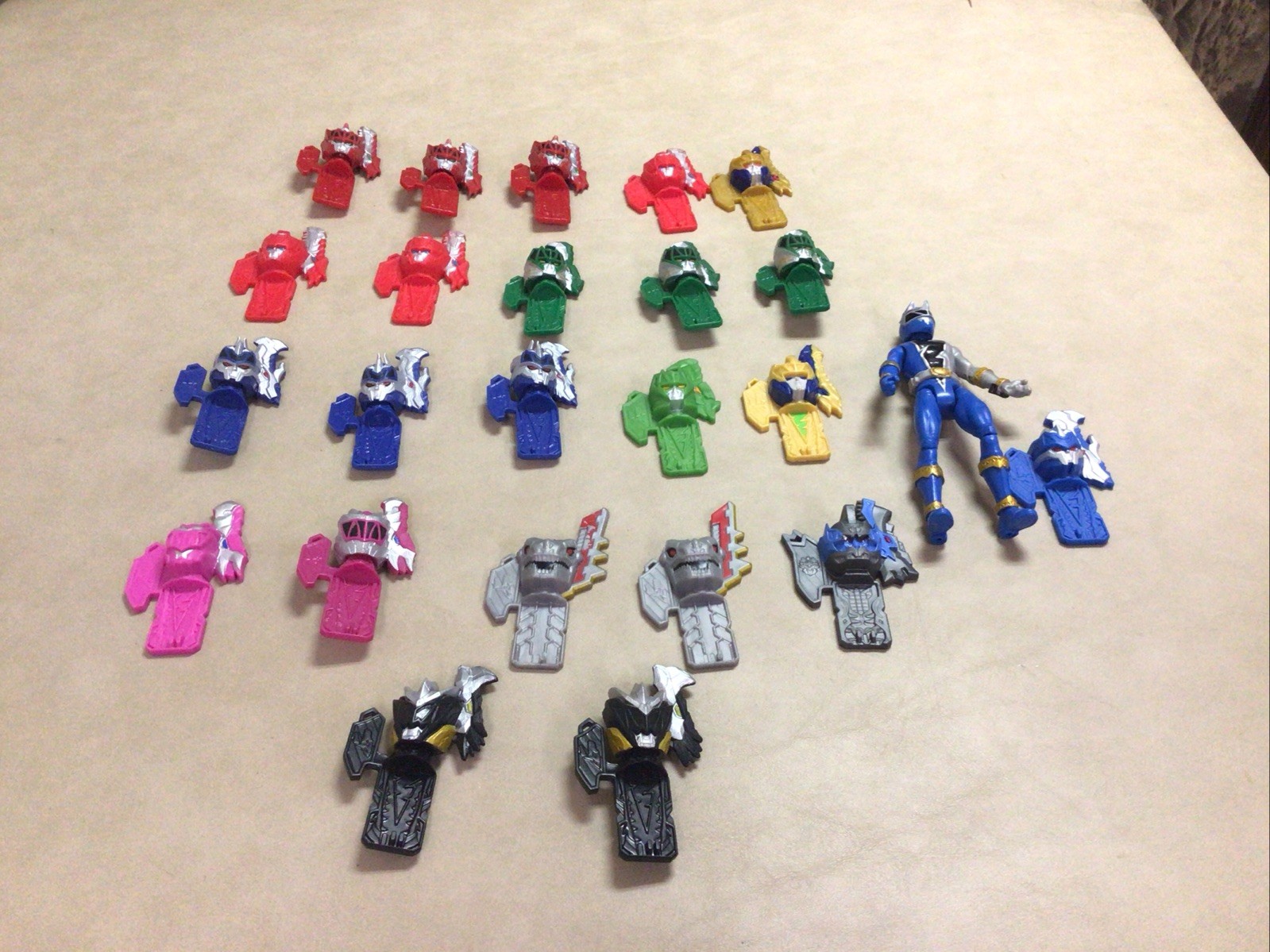 Power Rangers Dino Fury Morpher Key Lot of 23 Black Green Blue Pink Red 1 Figure