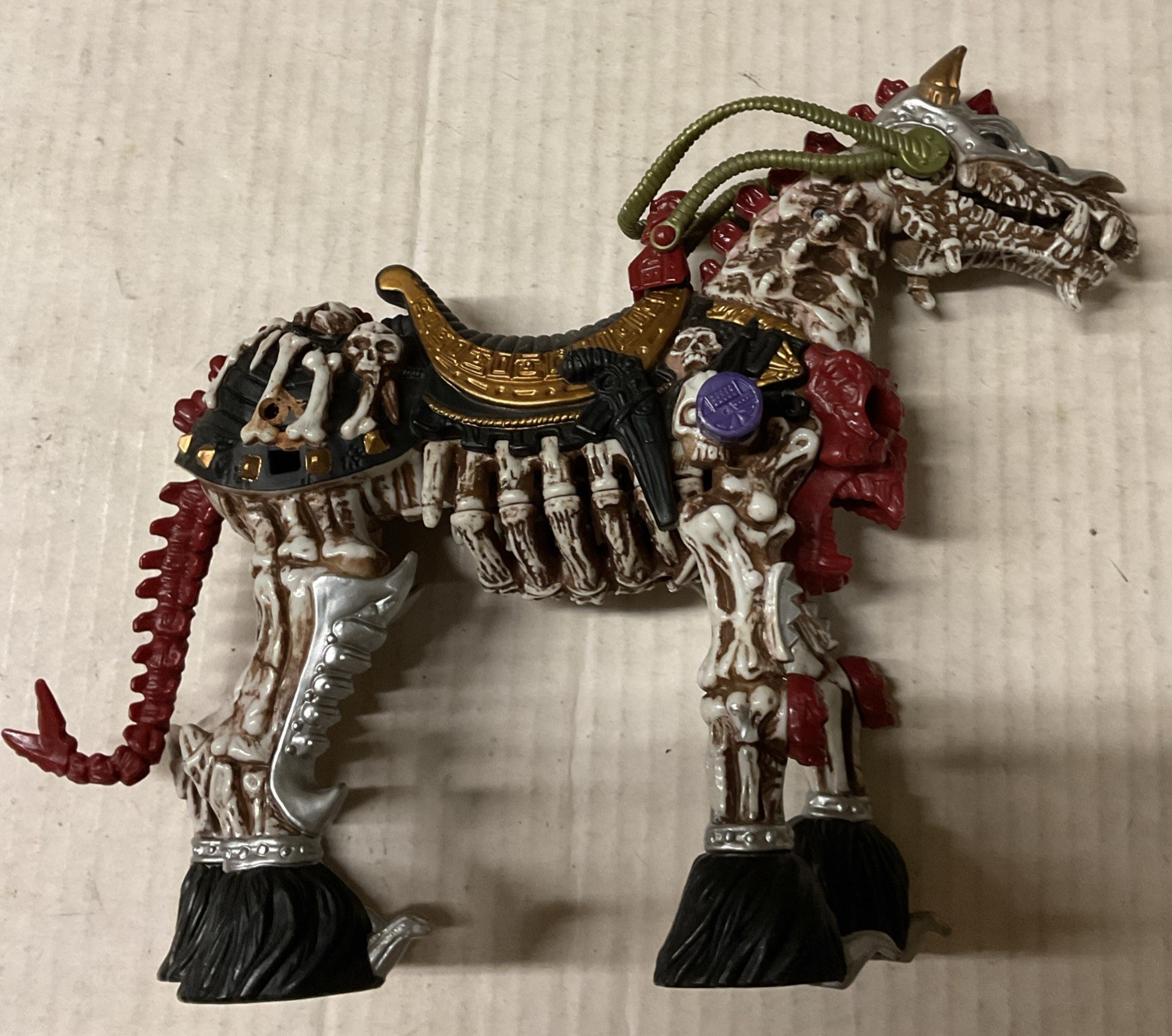 Vintage 1994 LEG Playmates Skeleton Warriors Legion Horse ScaryWarhorse 7.5 Tall