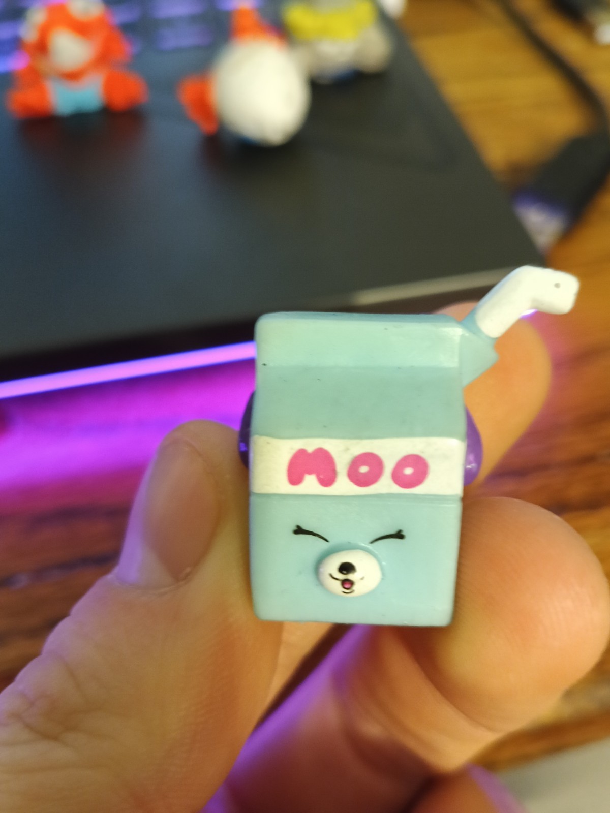 Shopkins Season 4 Milk Bud Moo Drink Blue Carton Special Edition #098 Pencil Top