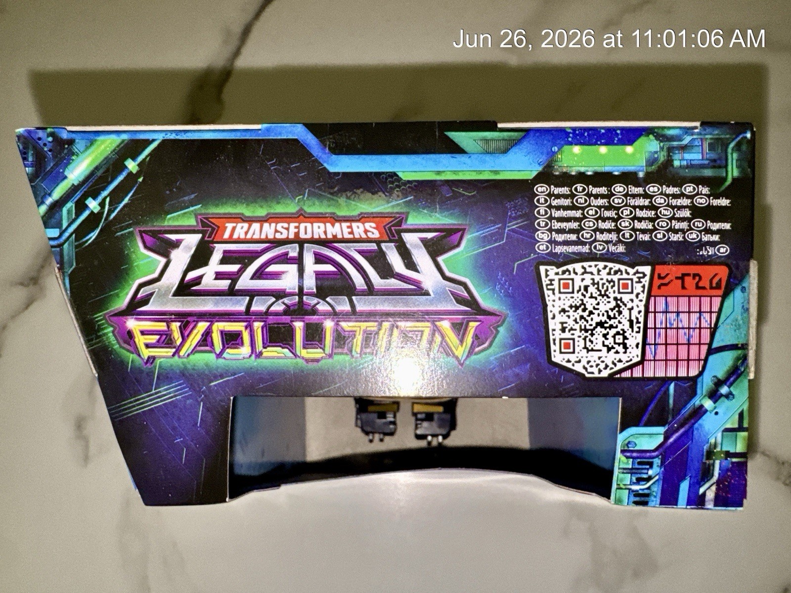 Comic Universe Tarn (Voyager Class) Transformers Legacy Evolution NIB