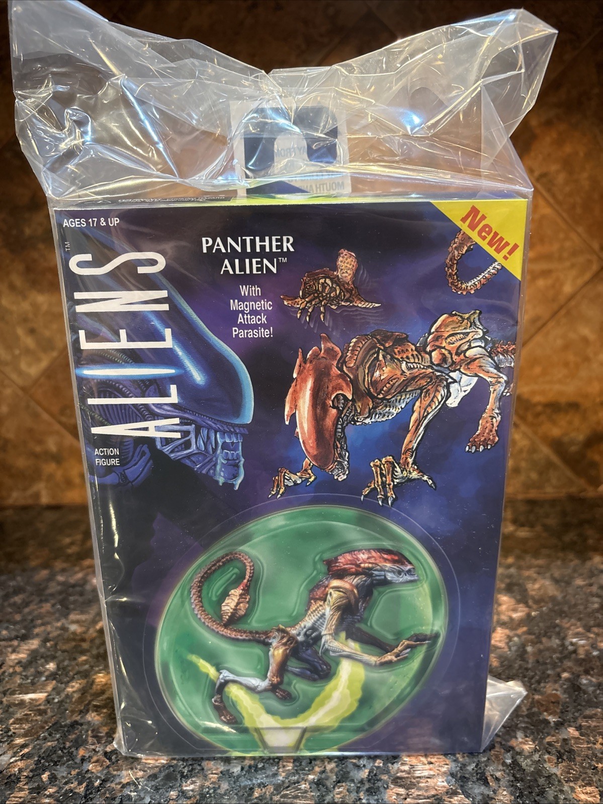 NECA Aliens – Ultimate Kenner Tribute Panther Alien COLLECTOR Grade