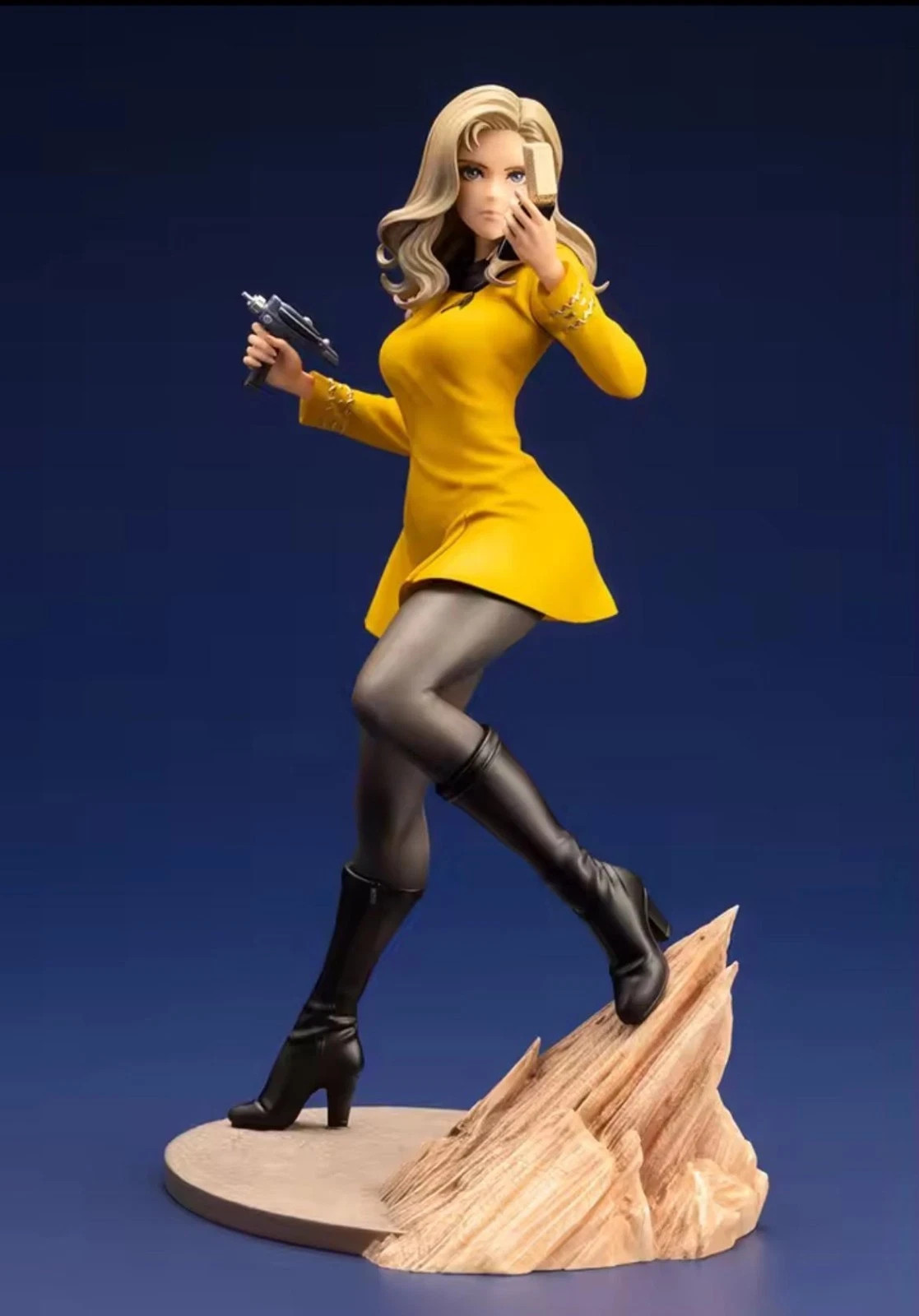 Star Trek Bishoujo Command Officer Vulcan Anime Girl Statue Action Figure