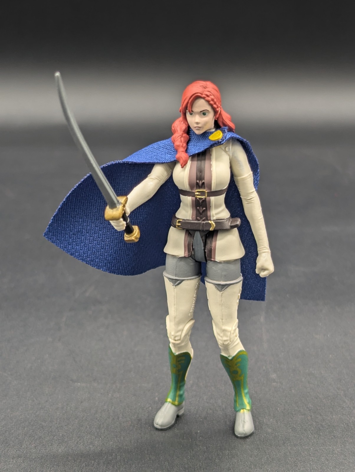2025 McFarlane Hera Rohan Princess Lord of the Rings War of Rohirrim 4in Figure