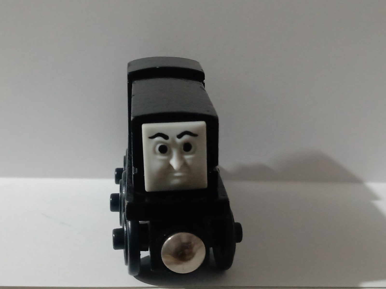 THOMAS & FRIENDS WOODEN RAILWAY~DEVIOUS DIESEL~2000 BRITT ALLCROFT (VERY NICE)