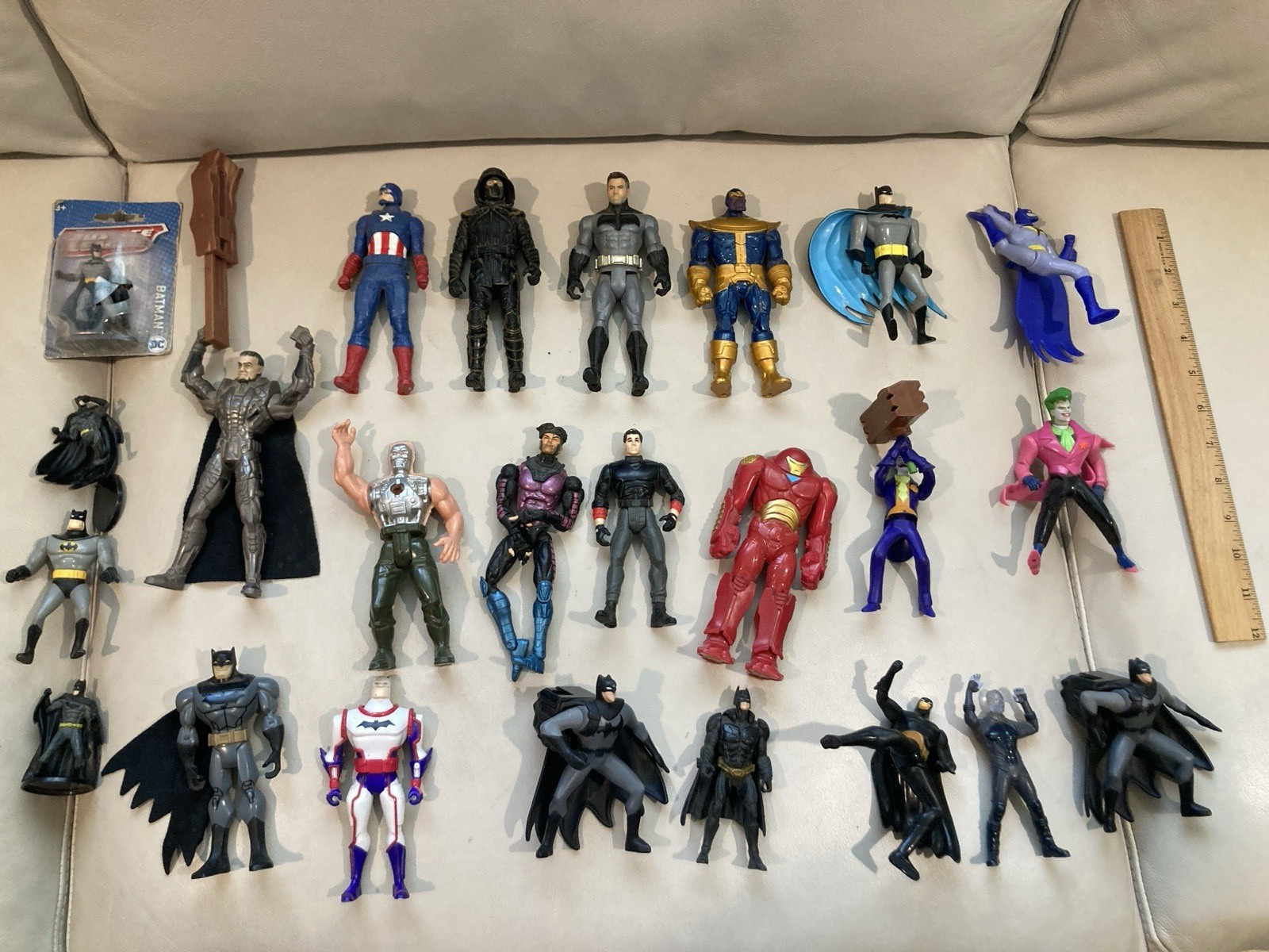 Hasbro DC Universe Batman Action Figures and others Lot of 25 ~ 3-5 inches tall