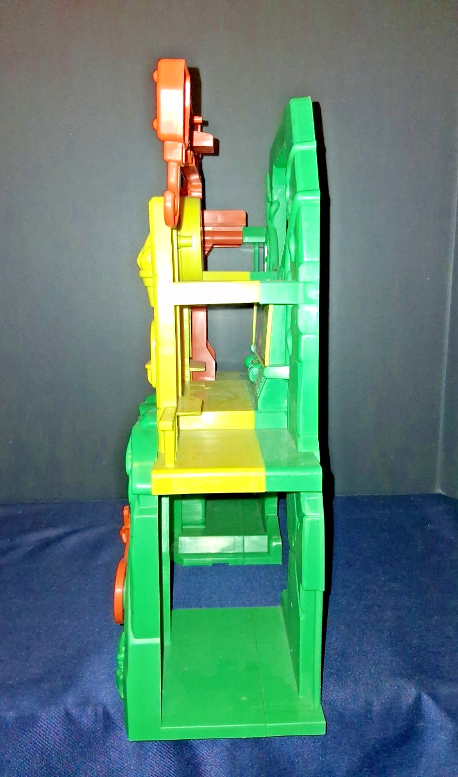 Land Before Time Dinosaur Rescue Station & Dino Truck LIGHTS & SOUNDS WORK!