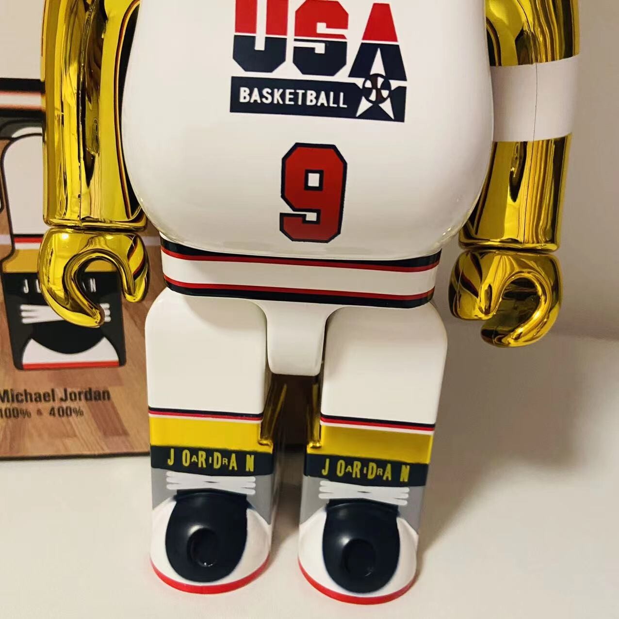 400% Bearbrick Michael Jordan Chicago No.23 Jersey Action Figure Deco Art Toy