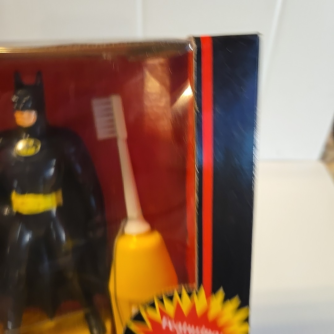 JANEX NEW Batman Returns Battery Powered Talking Toothbrush /Stand Vintage