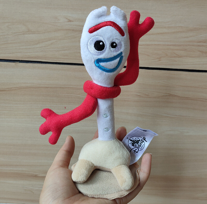 Disney Parks Forky Ratatouille PASCAL PLUSH TOY Rapunzel Tangled Magnet Magnetic