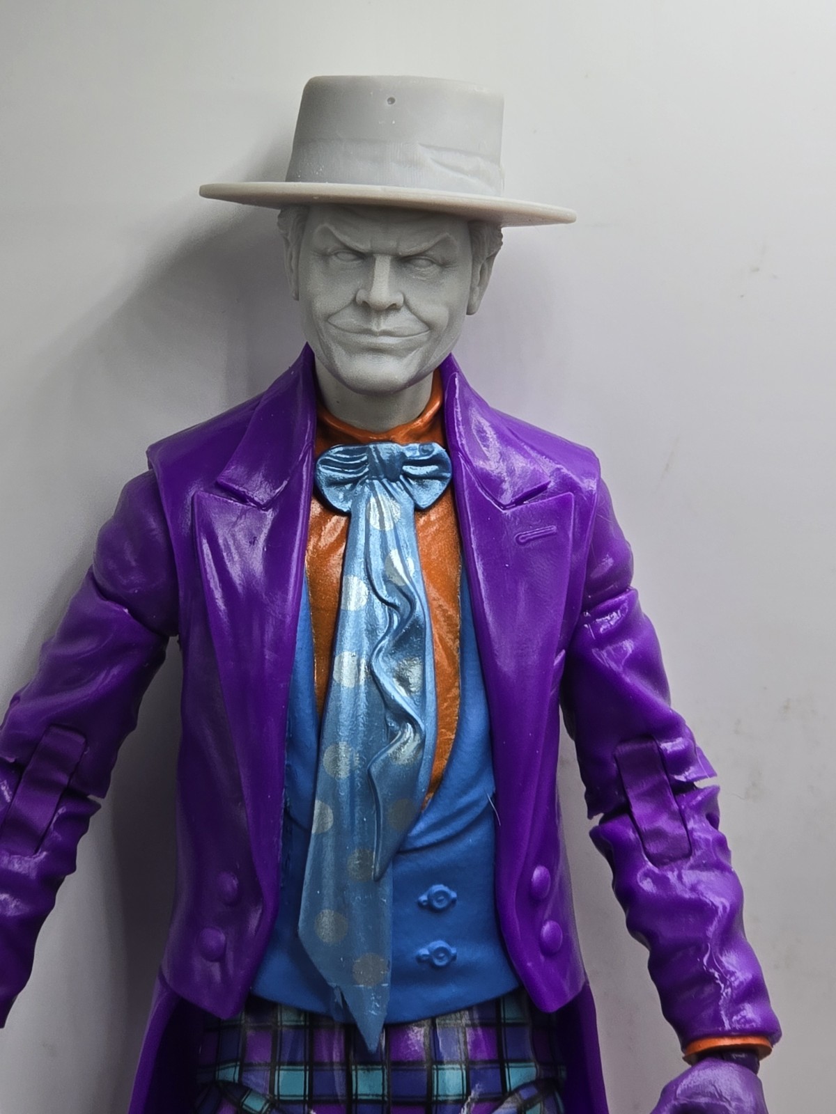 3d Printed BAT VIGILANTE NAPIER JOKE MAN HAT HEAD 1:10 7&Prime; Select Dc MULTIVERSE