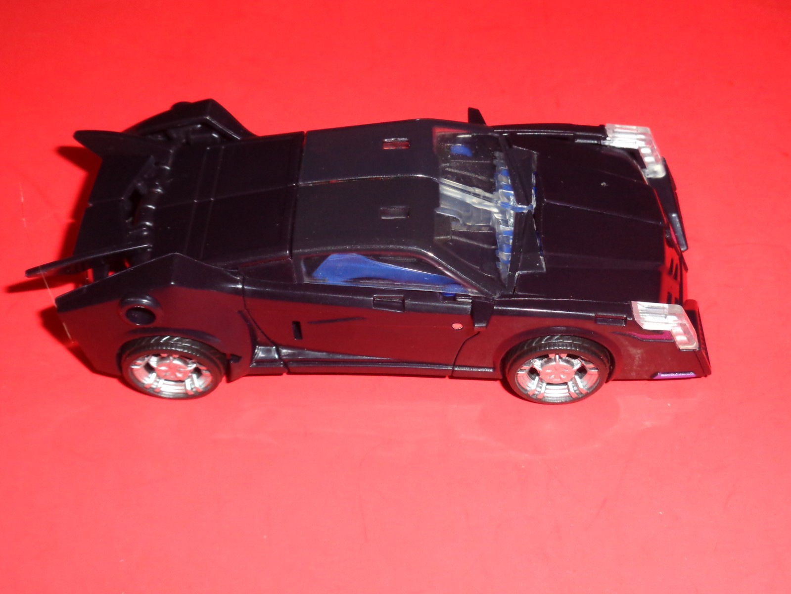 Hasbro Transformers Robots in Disguise Prime Deluxe Class Vehicon Action Figure.