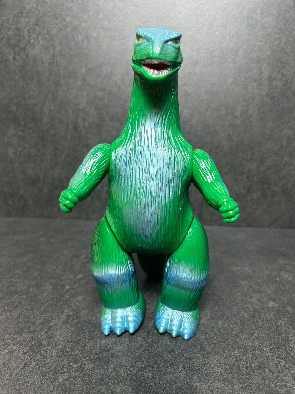 MARUSAN Godzilla J-Tail Green Sofubi 8.8&Prime; Soft Vinyl Figure 1999 w/ Header & Bag