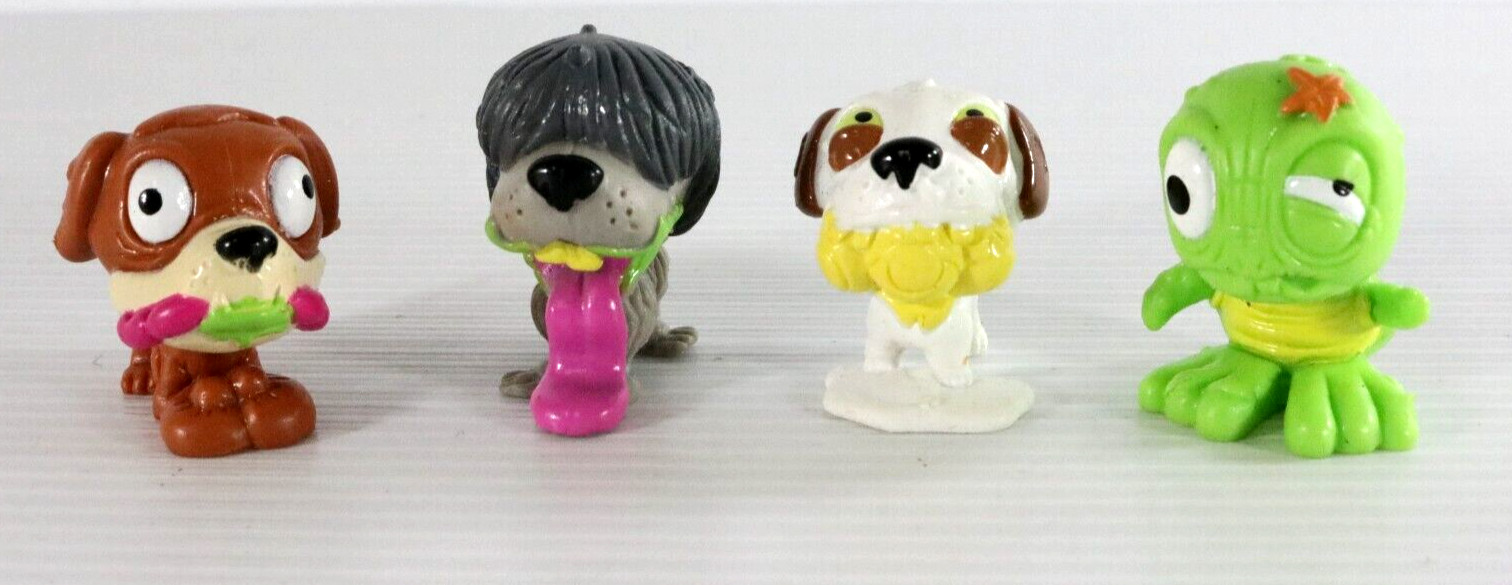 Moose Toys Uggly&rsquo;s Pet Shop Mixed Lot of 4 Figures 1.5&Prime; Inch Toys Dog Turtle