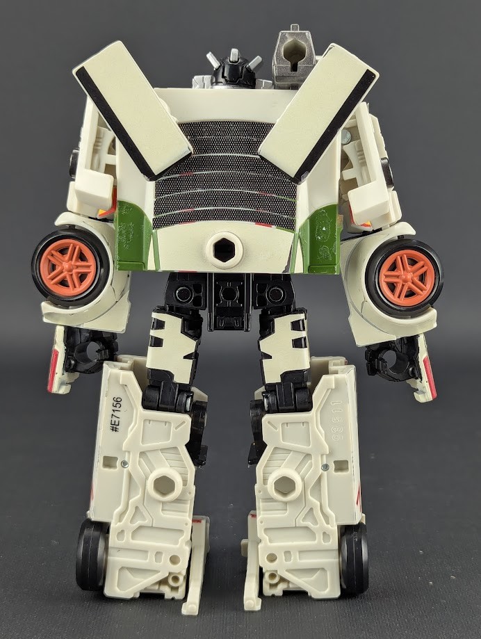 Transformers Earthrise Wheeljack complete Hasbro WFC Generations Deluxe TOYHAX