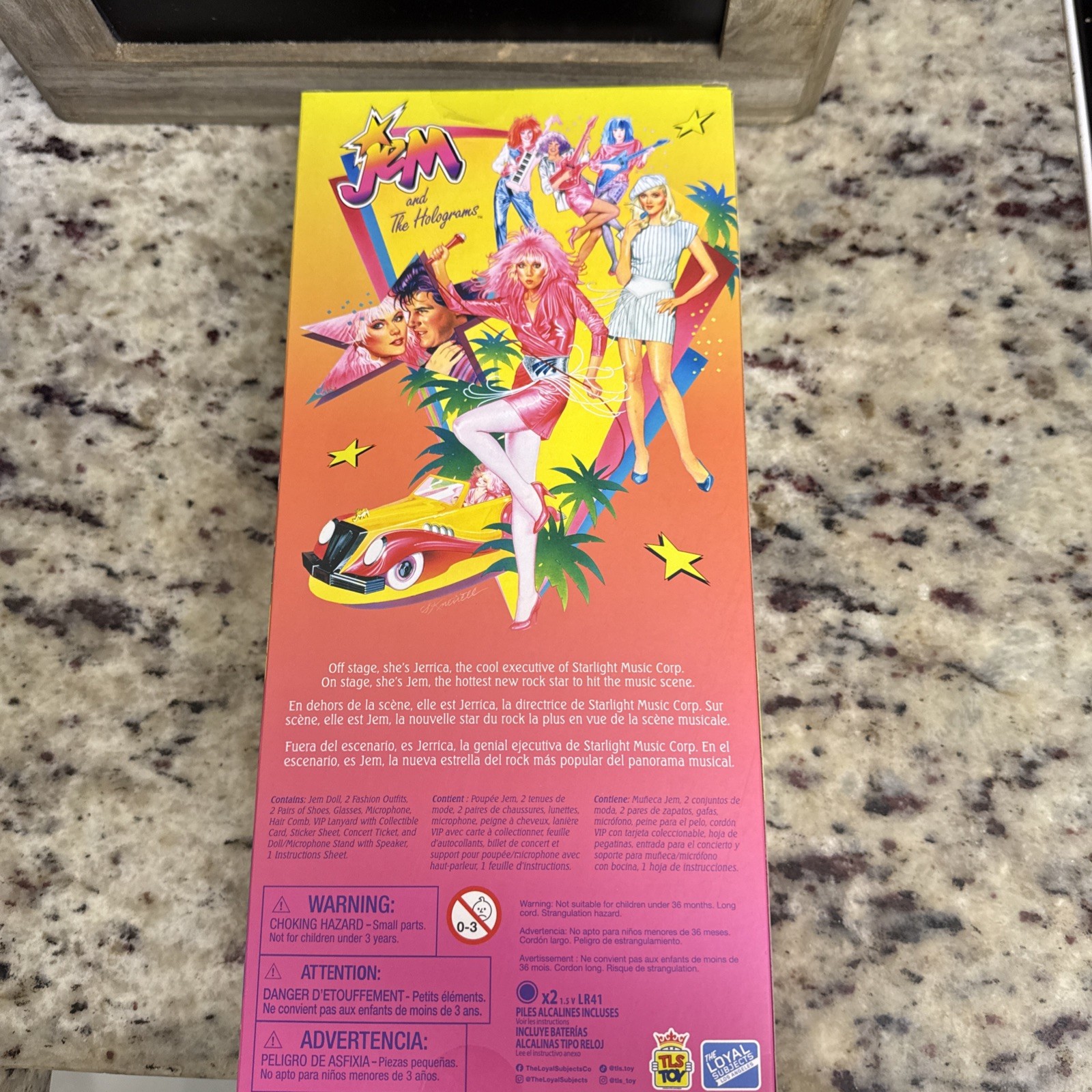 Jem and the Holograms « Jem » Fashion Doll Truly Outrageous 12 inch Doll w/speaker