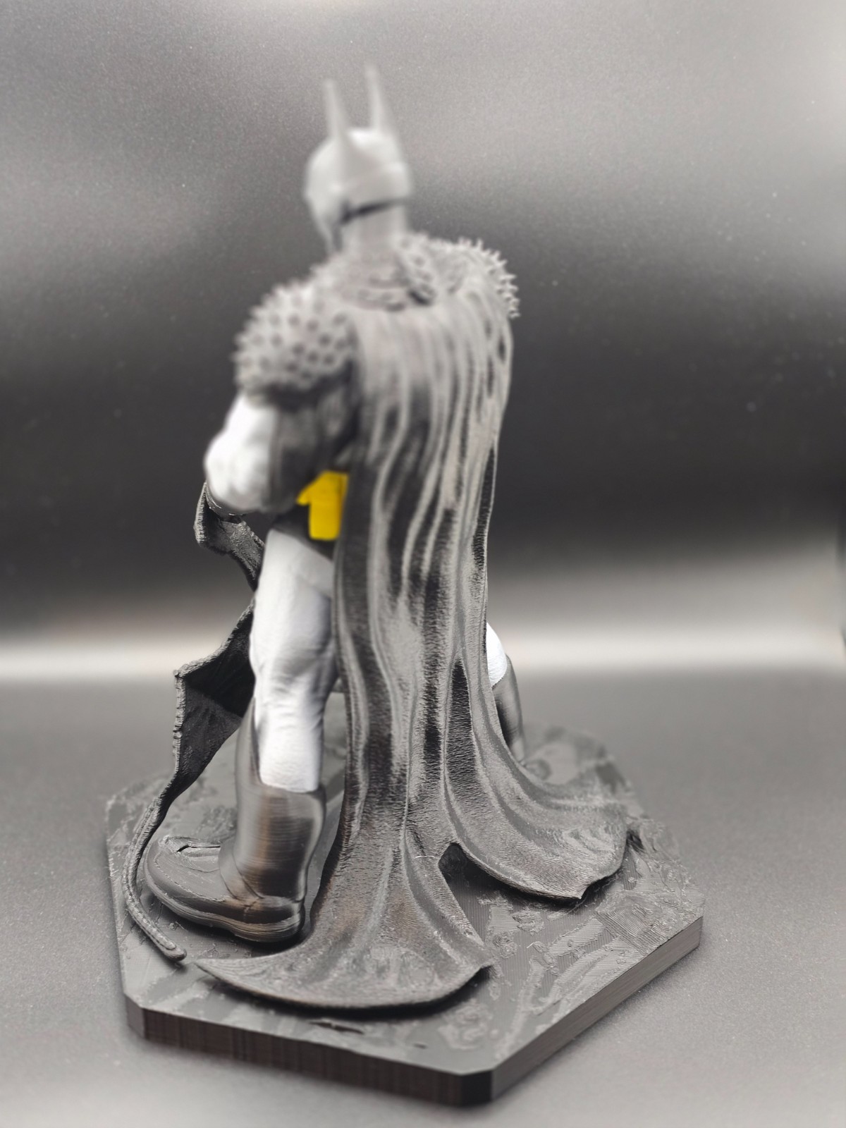 Absolute Batman Fan Art Statute / DC Comics/ Batman/ HUGE 10 inches in height