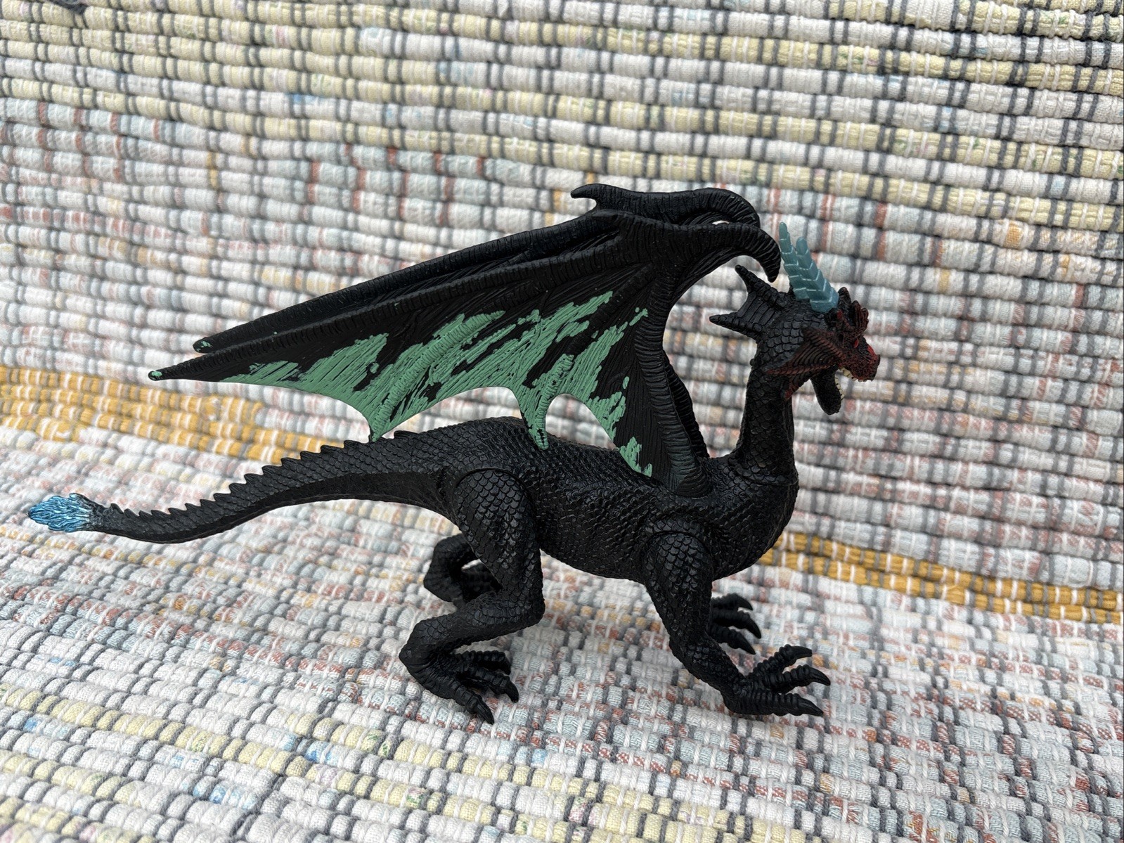 Kid Galaxy Poseable Dragon Action Figures Black & Teal Dragon Fantasy Toy