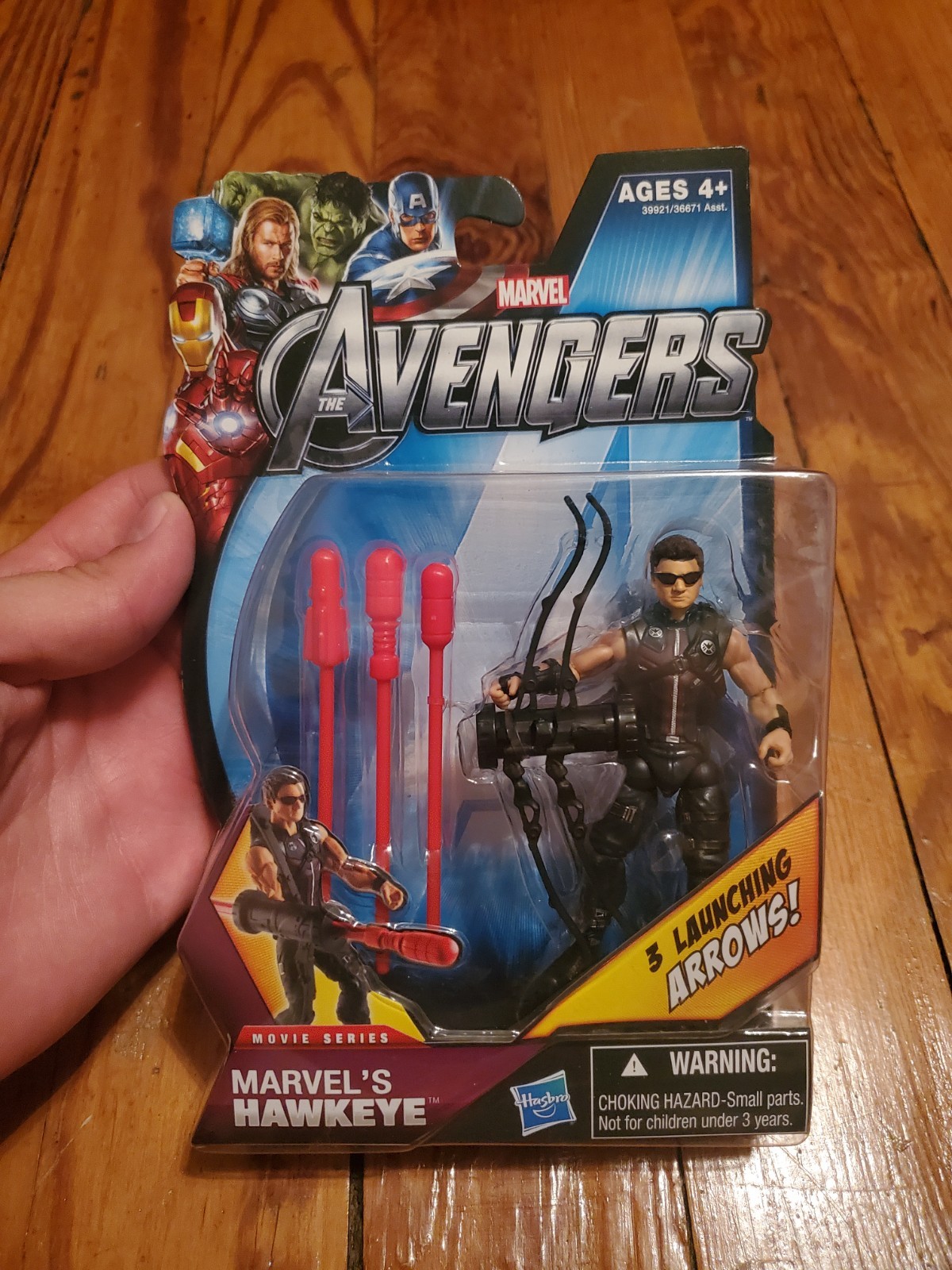 Marvel Avengers Movie Series 3.75&Prime; HAWKEYE Action Figure #13 Hasbro 2011