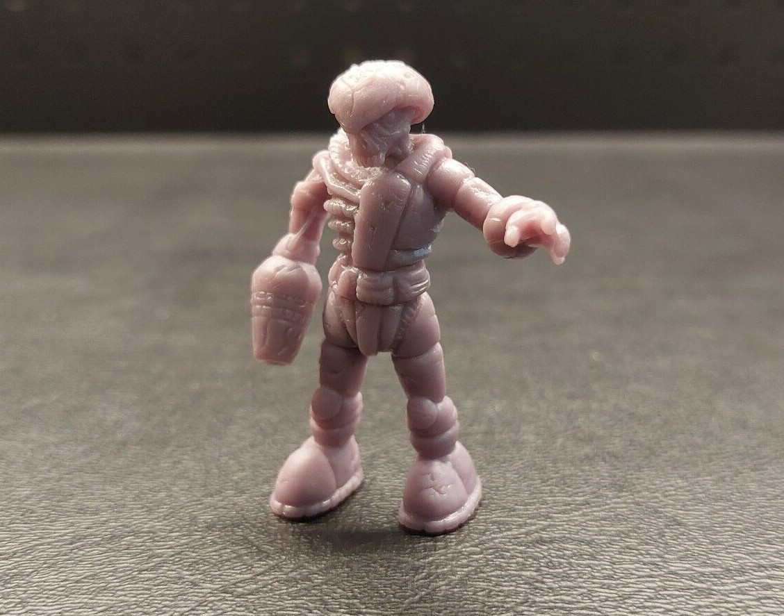 O.M.F.G. OMFG OTMFG October Toys Mini Figure – Zombie Pheyden Ghoul Purple