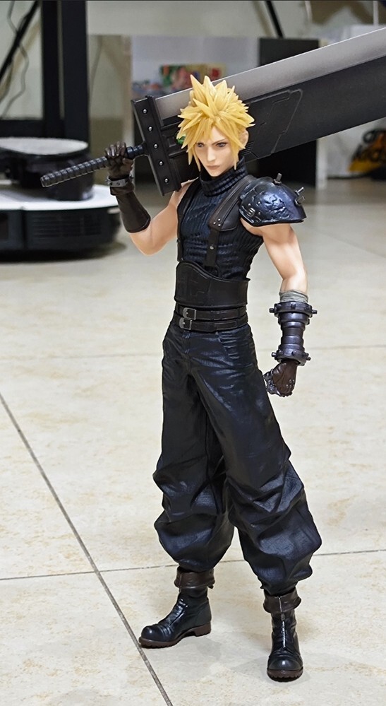 11&Prime; STATIC ARTS Final Fantasy VII Cloud Strife remake rebirth Figure (no box)