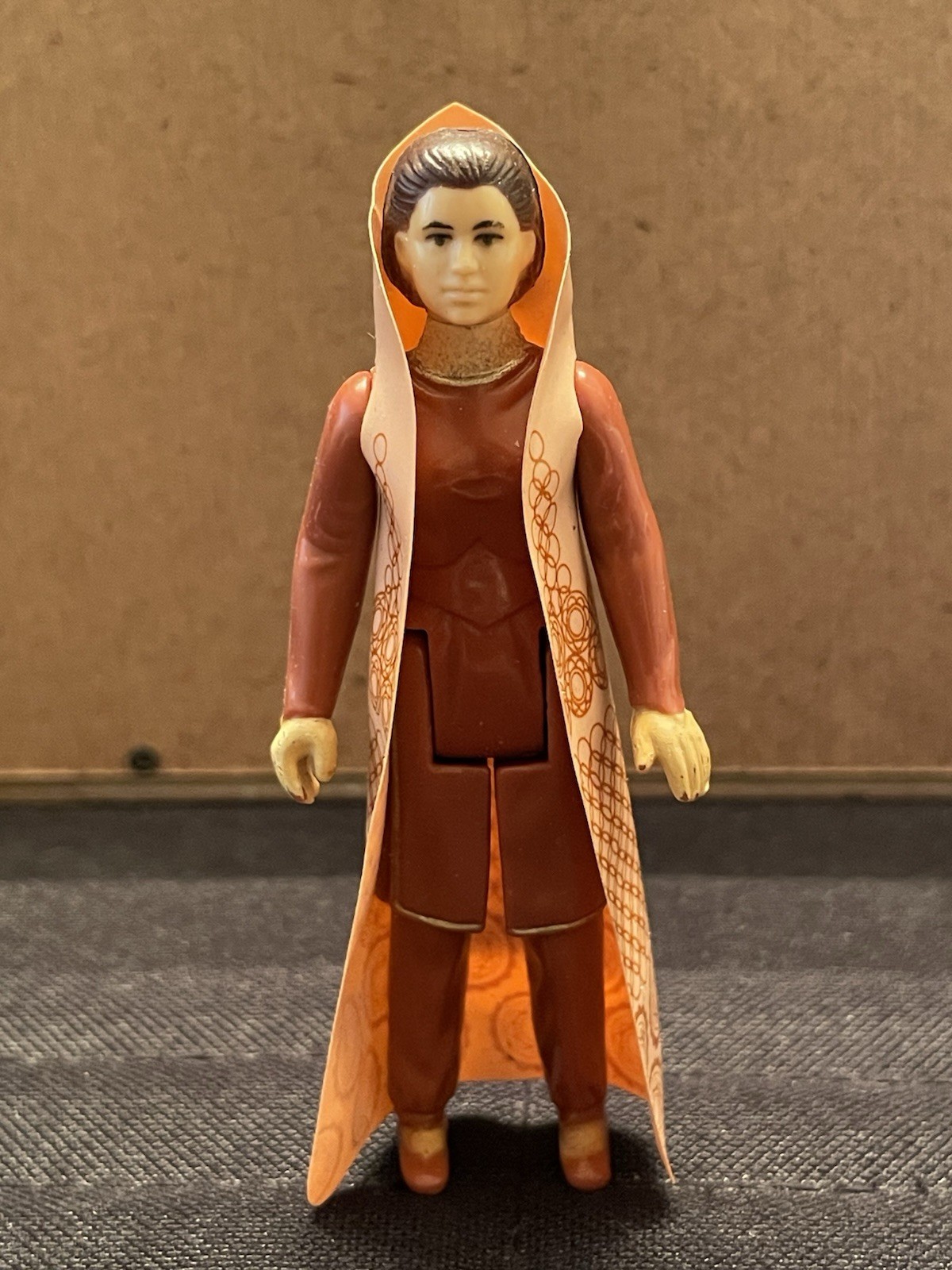 Star Wars Vintage 1980 Leia Bespin Red Brown Hair w/ Cape Original Kenner Figure