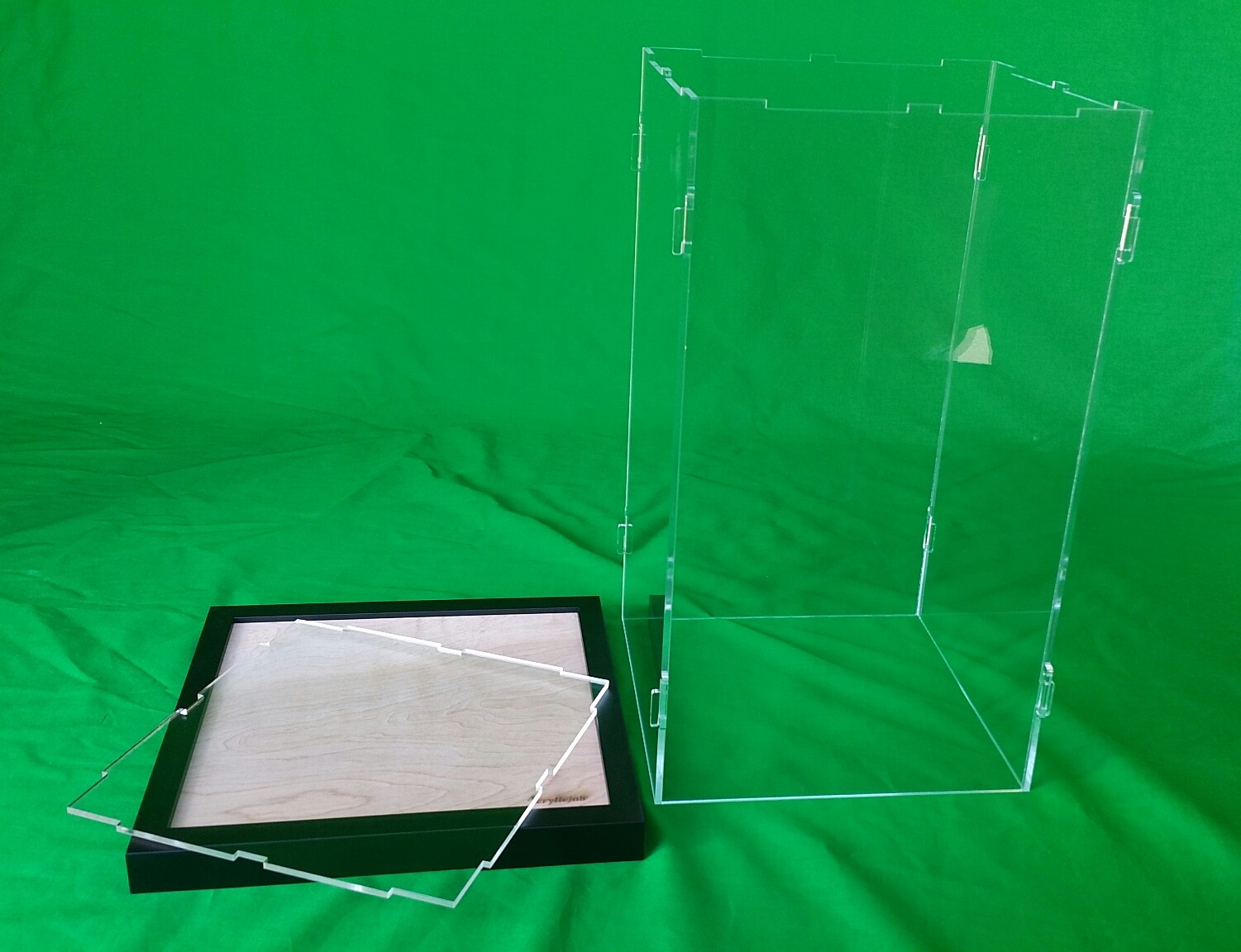 14&Prime;L x 14&Prime;W x 28&Prime;H display case Hot Toy Figures 1/6 Scale, Statue, Doll Dolls