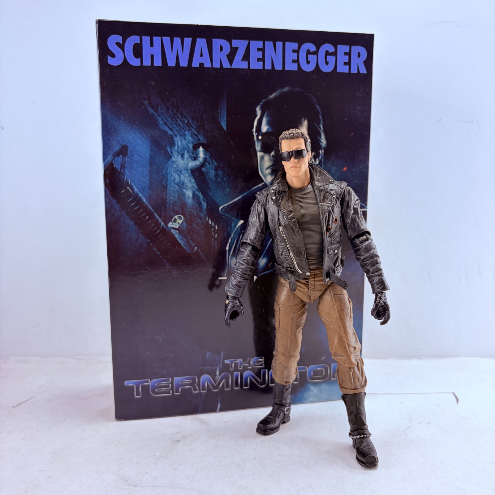The Terminator 2 Police Station Assault Arnold Schwarzenegger T-800 6.5&Prime; Figure