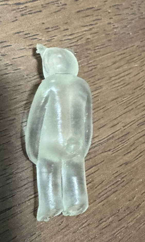 Clear/Frosted VERSION HUNG KEYCHAIN MINI VINYL FIGURE BY LUKE CHUEH MUNKY KING