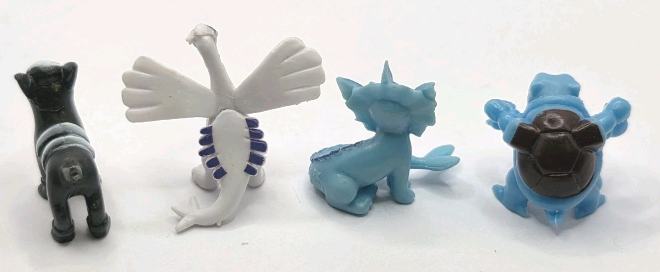 Pokemon Mini Figures 22 Piece Collection Approx 1 Inch Tall Mini Figure