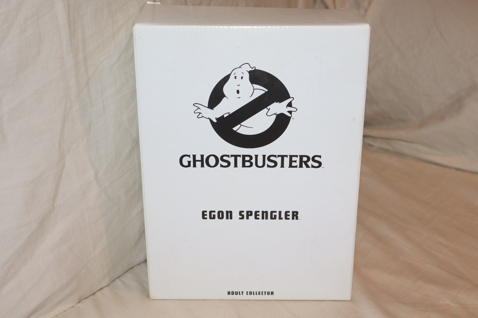 2010 Mattel MattyCollector Ghostbusters Egon Spengler w/ Mailer Box NEW