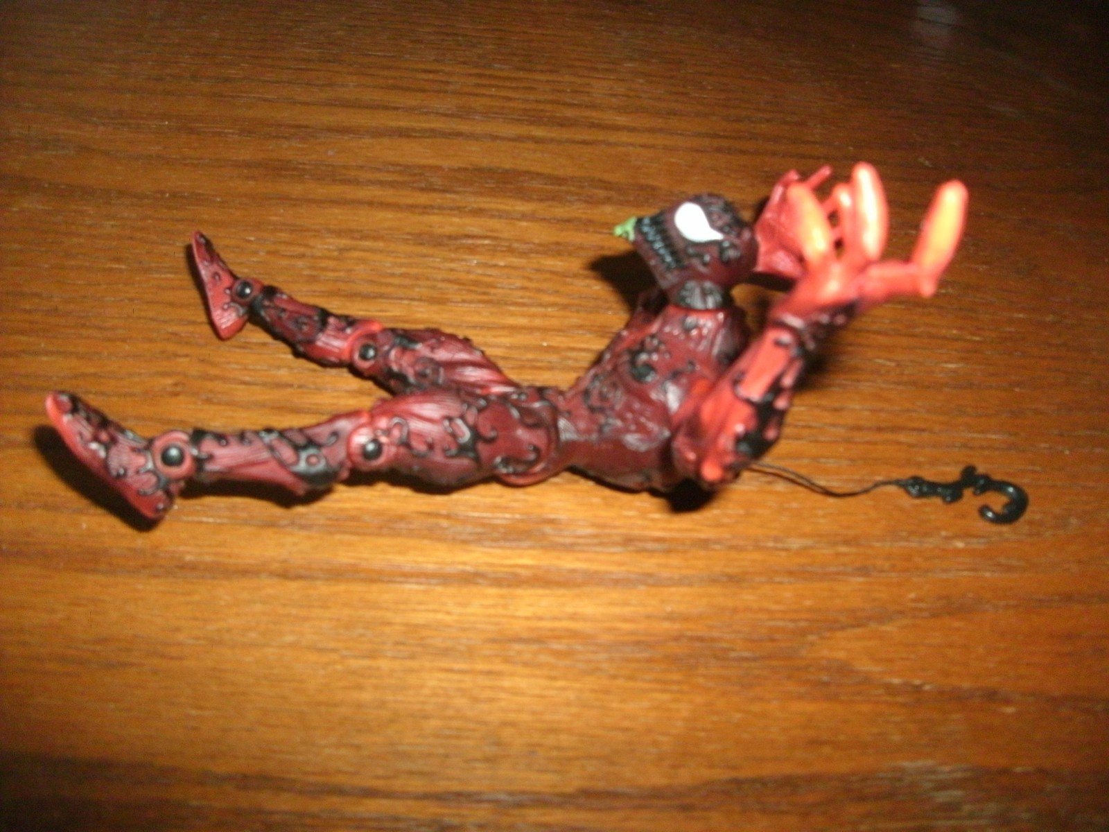 Marvel Spiderman Carnage Web Flyers Snack Attack Action Figure w/ hook 4.75 in.