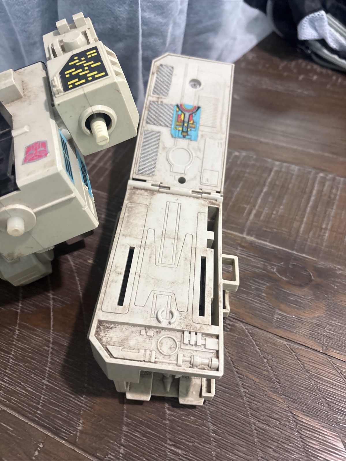 Transformers G1 Metroplex Legs and Torso Parts