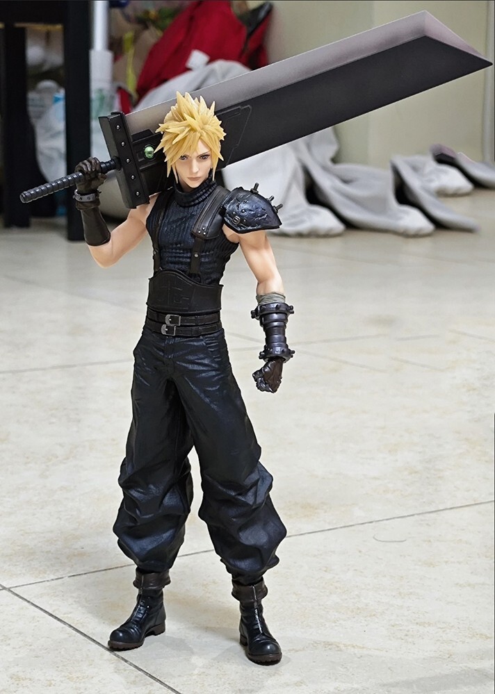 11&Prime; STATIC ARTS Final Fantasy VII Cloud Strife remake rebirth Figure (no box)