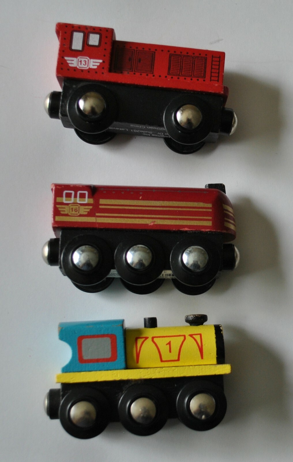 THOMAS the Train Wooden Engine Trains #&rsquo;s 1, 13 & 16, 3 Piece Magnetized Trains