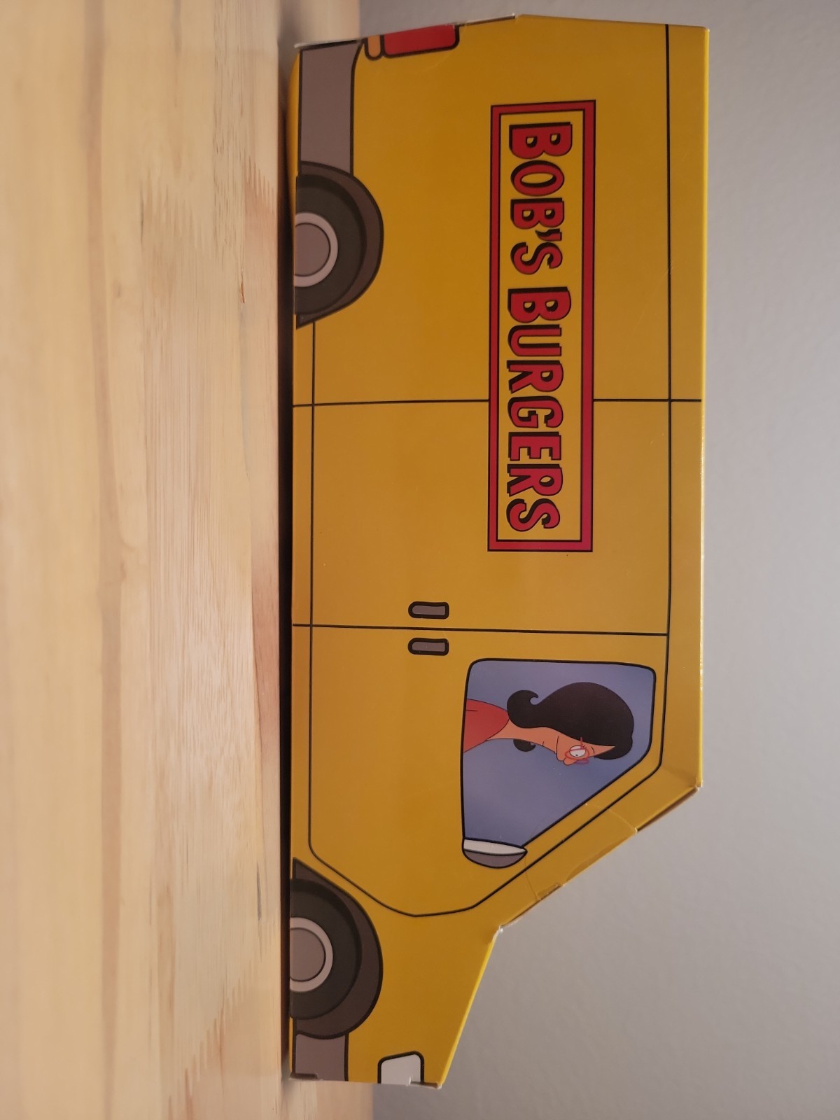 Bob&rsquo;s Burgers 2018 Exclusive Van Figures 5 Collectible Opening Scene