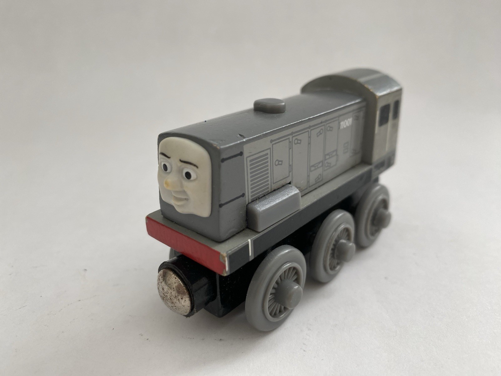 Thomas & Friends Wooden Railway DENNIS Train Tank Engine Wood GUC
