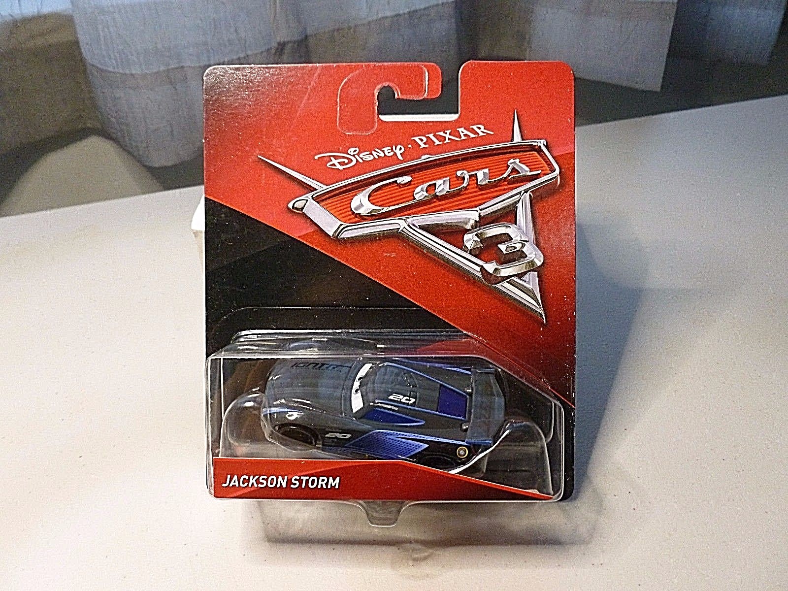 NEW DISNEY PIXAR CARS 3 JACKSON STORM NEW FOR 2016 DIECAST VEHICLE NEW
