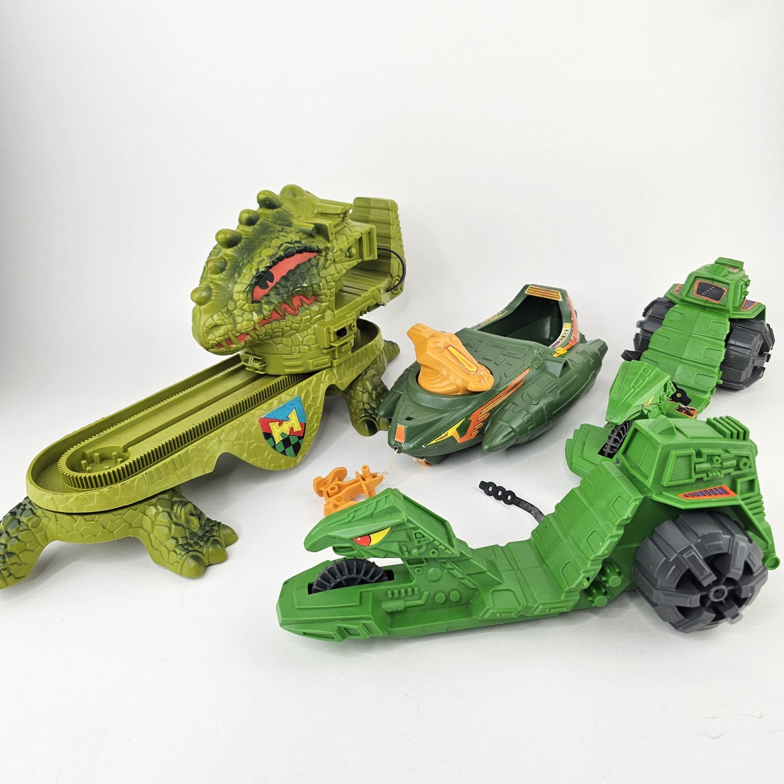 Vintage He-man Vehicle toy lot Dragon Walker Road Ripper Wind Raider