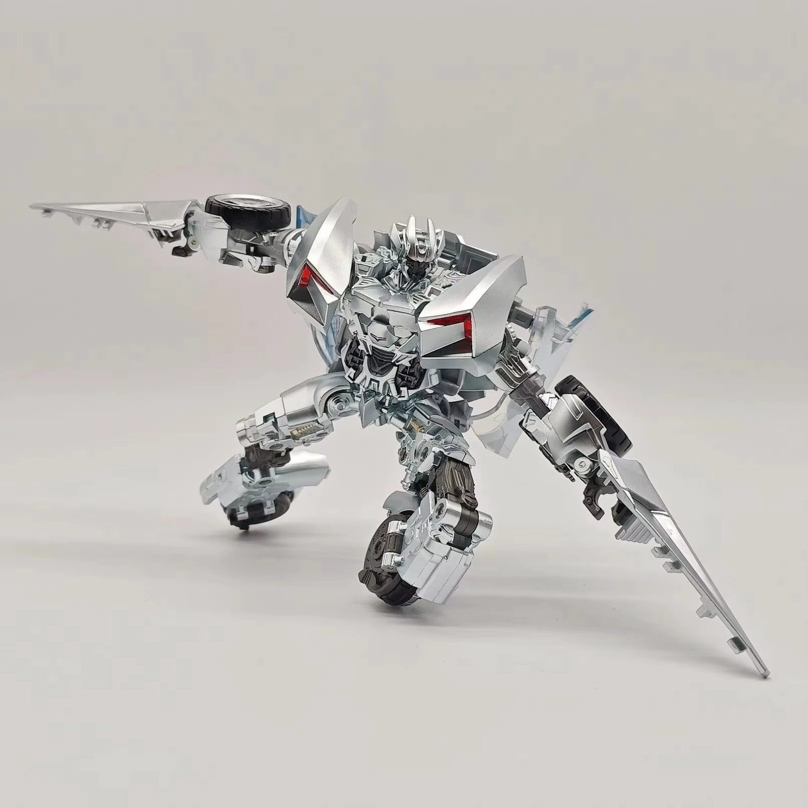 MPM Toys Deformable DoTM Sideways War Dancer Sideswiped HP-01 6&Prime; Action Figure