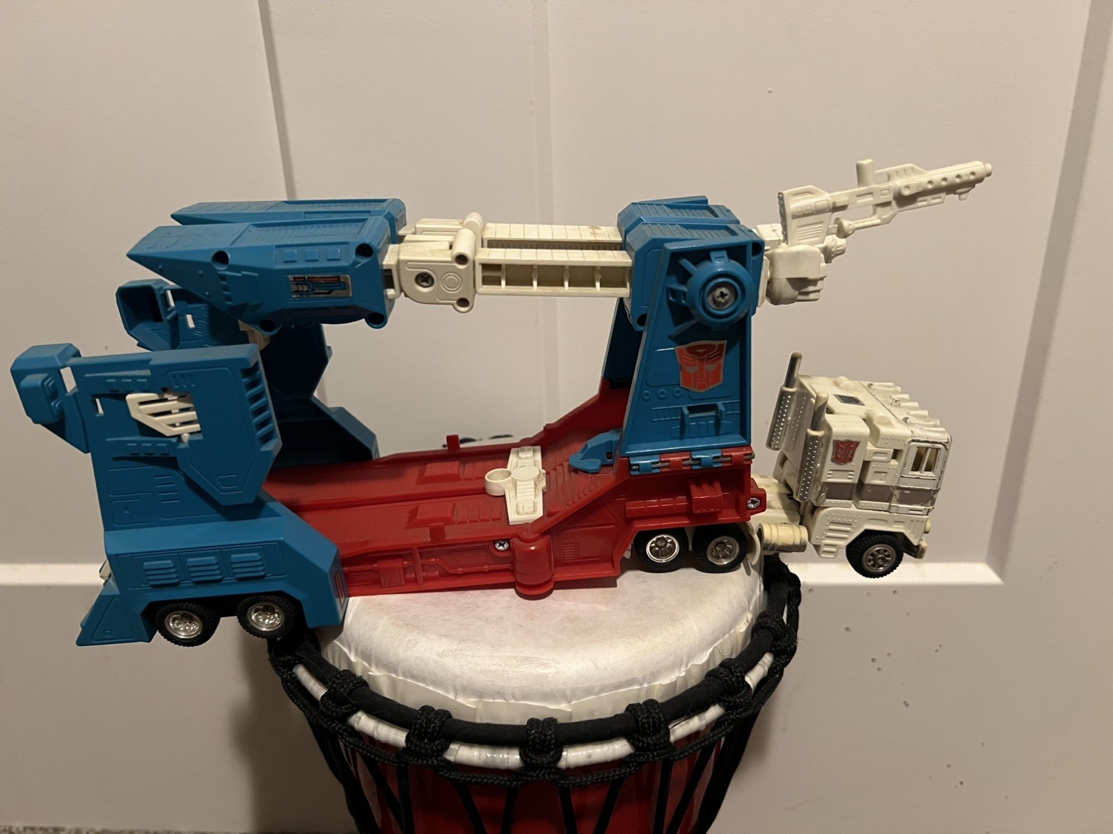 Vintage 1986 Hasbro Transformers G1 Ultra Magnus Figure – Very Good – Incomplete
