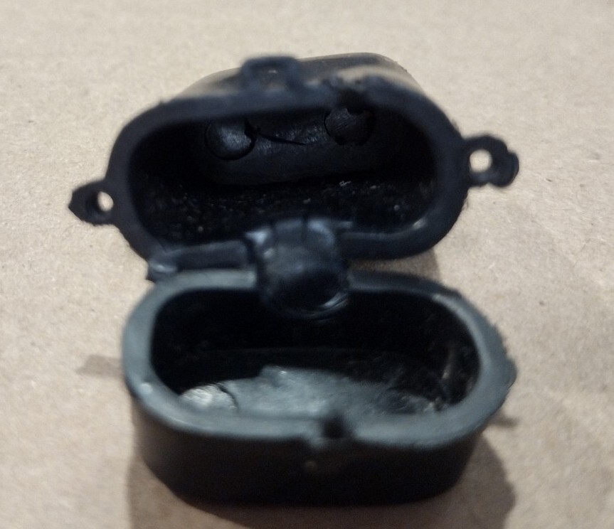 Marx Johnny West General Custer Binocular Case In Good Used Cond Intact